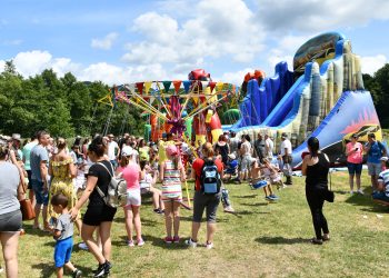 Futbalový štadión obsadili deti