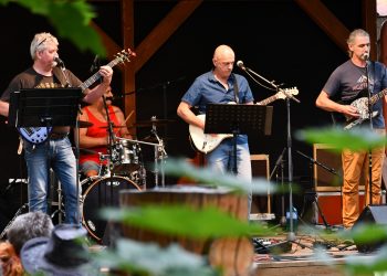 Vidly ponúkli pesničky i sušené huby