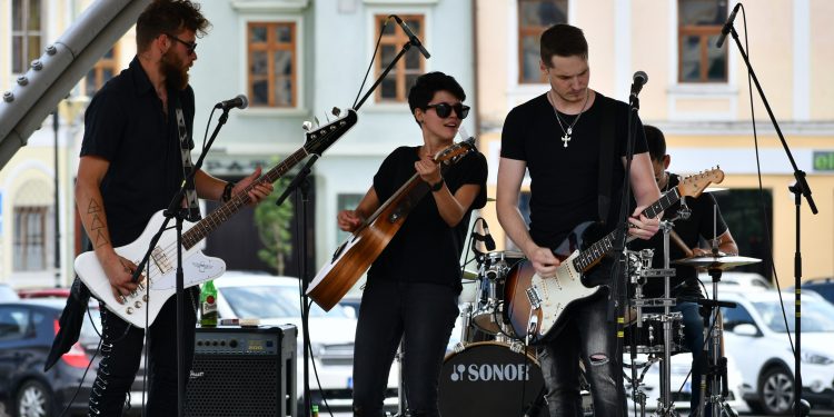 Skupina Endorfin zahrala aj pár noviniek