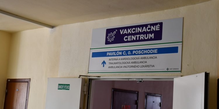 K prvému „žolíku“ aktuálne chýba okresu Rožňava 942 zaočkovaných osôb