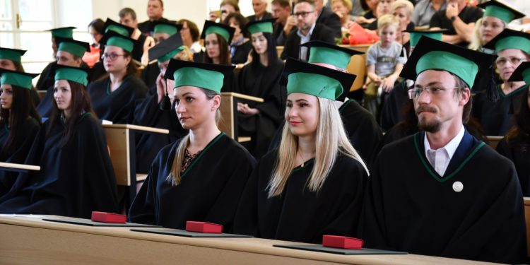 V Rožňave sa konali promócie