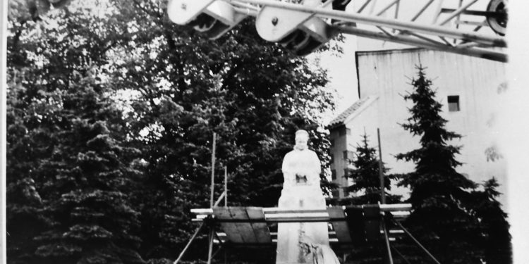 Od vrátenia pomníka Františky na pôvodné miesto v centre Rožňavy ubehlo 30 rokov