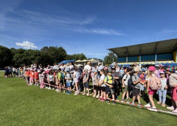 Medzinárodný deň detí sme si opäť užili aj v Rožňave, na futbalový štadión prilákal tisícky detí 