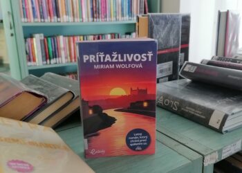 Výnimočný knižný debut Rožňavčanky, román Príťažlivosť už nájdete v rožňavskej  knižnici